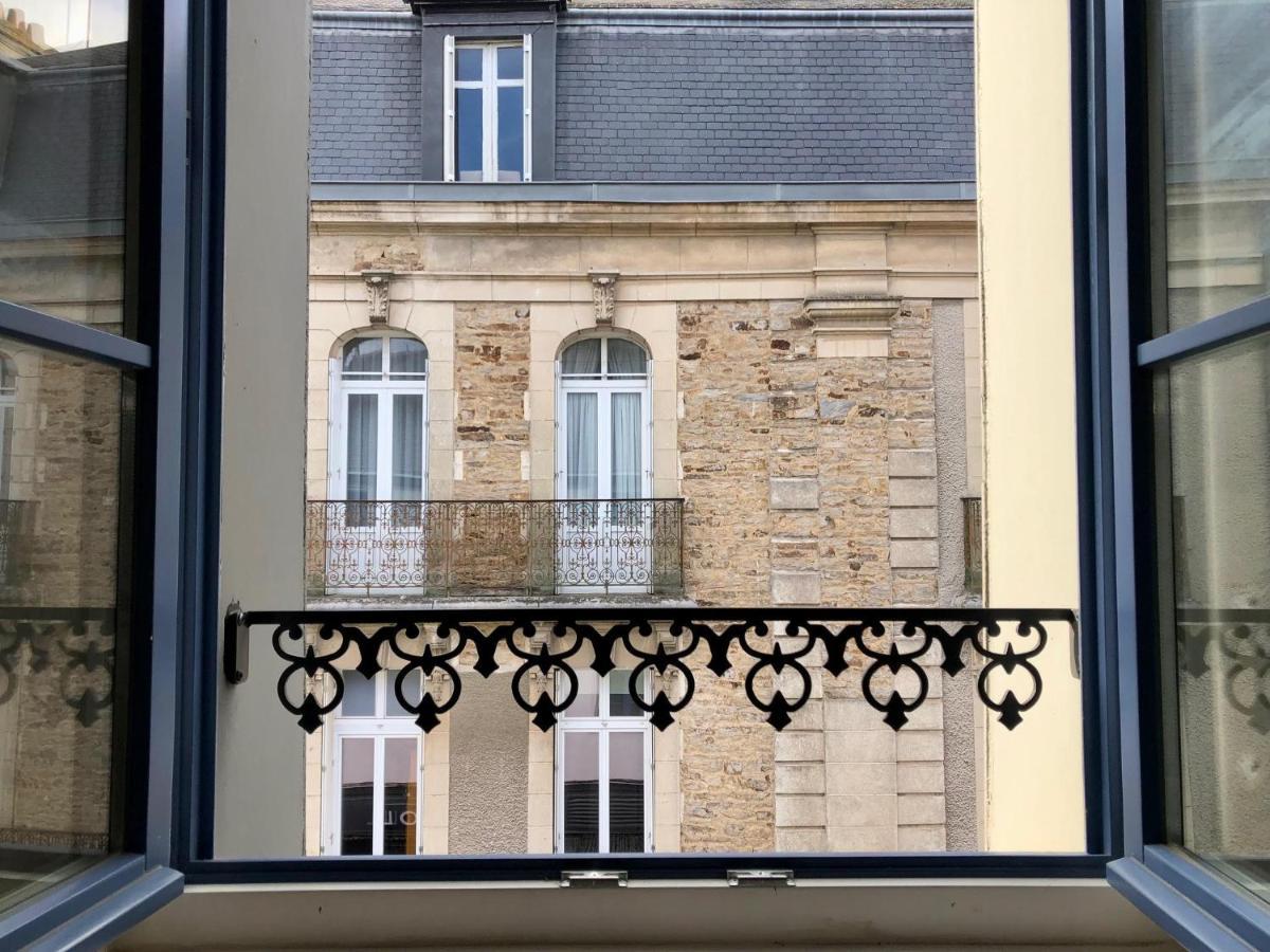 Au Coeur De Vannes - Vue Sur Les Remparts - 2 Ch Экстерьер фото